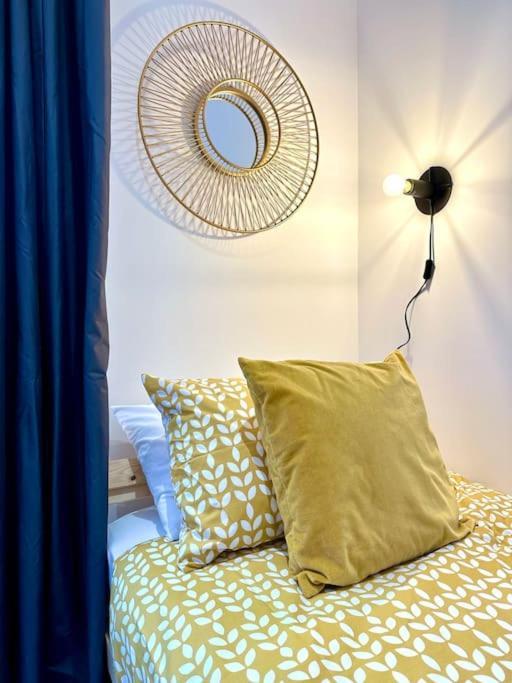 Massive New 8 Bedroom House Sleeps Up To 21 - Accepts Groups - Great Location - Free Parking - Fast Wifi - Smart Tvs - Sleeps Up To 21 People - Close To Bournemouth & Poole Town Centre & Sandbanks Exterior foto